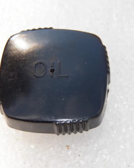 Oil Cap 1111 640 3600